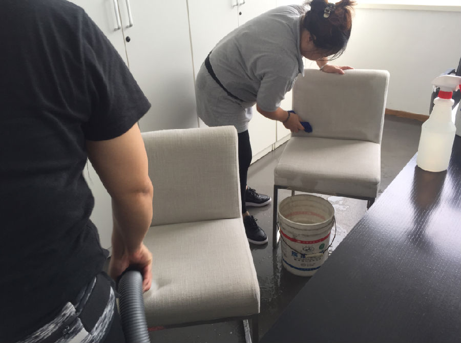 富锦市沙发清洗案例